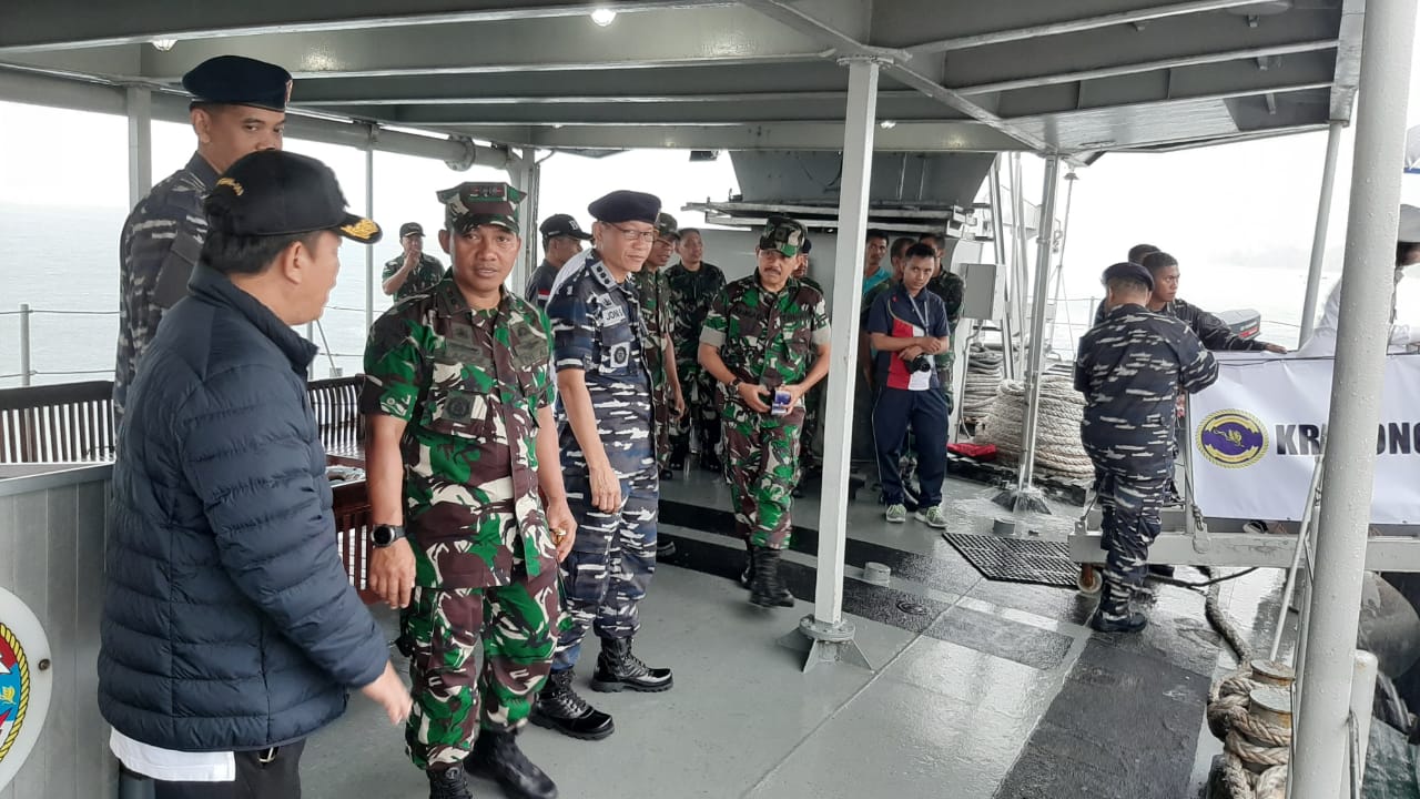 Forkopimda Sulbar Joy Sailing Di Kri Tongkol