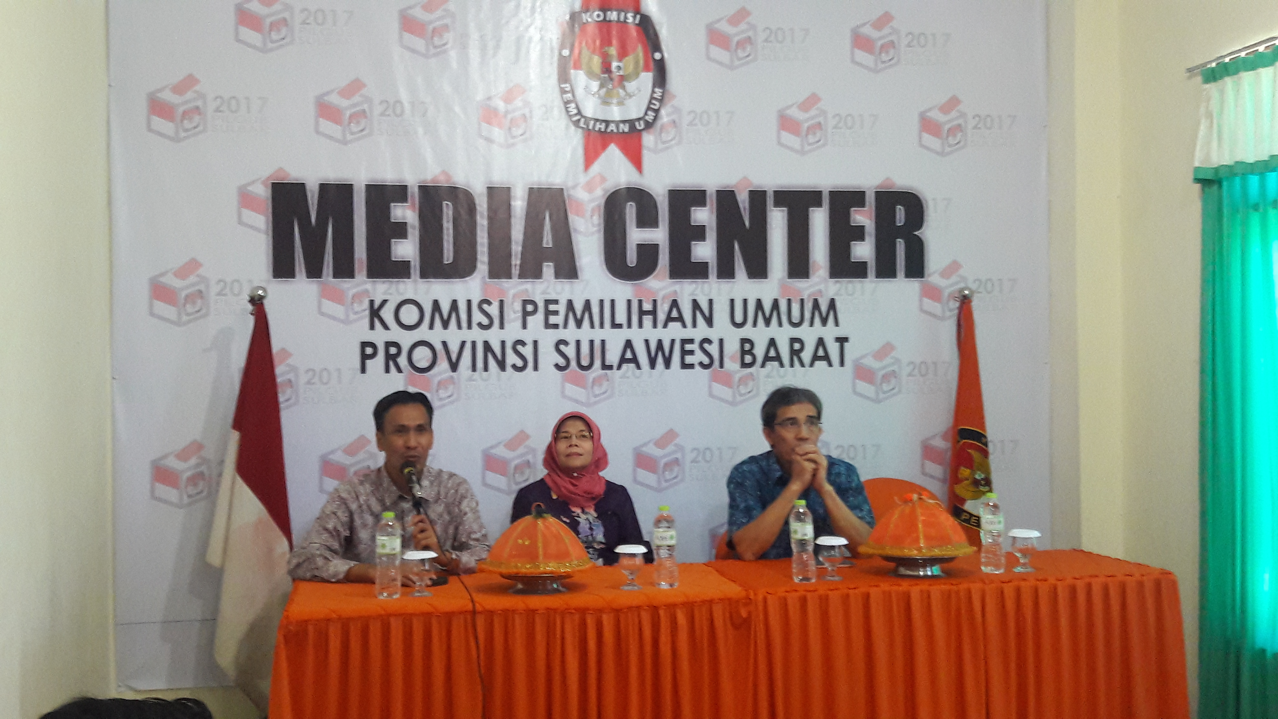 Partai Pengusung Harus Terdaftar di Kemenhumkam