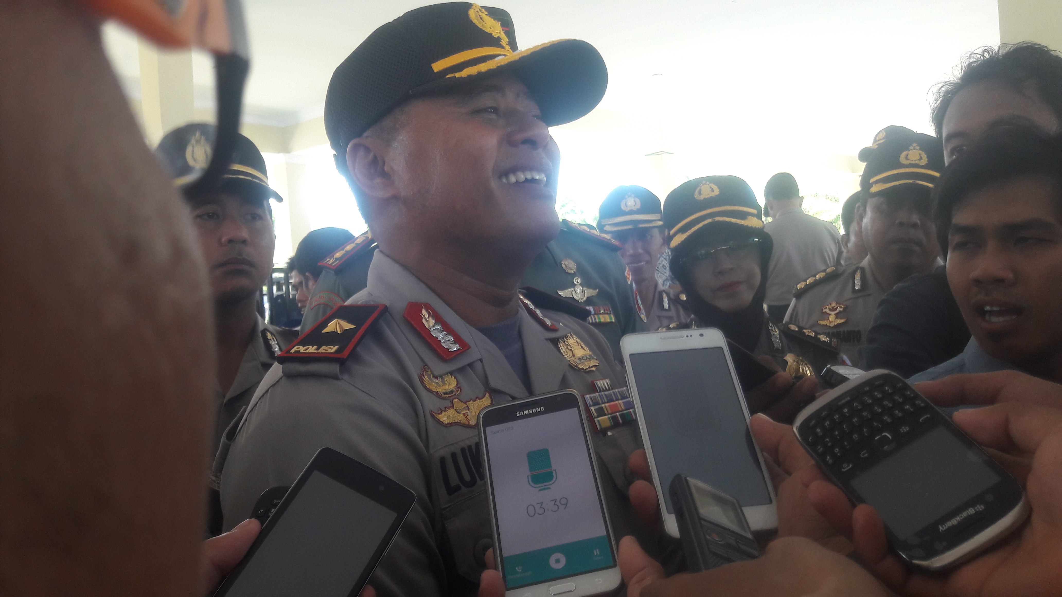 Polri di Bantu TNI Siap Mengamankan Pilkada Sulbar