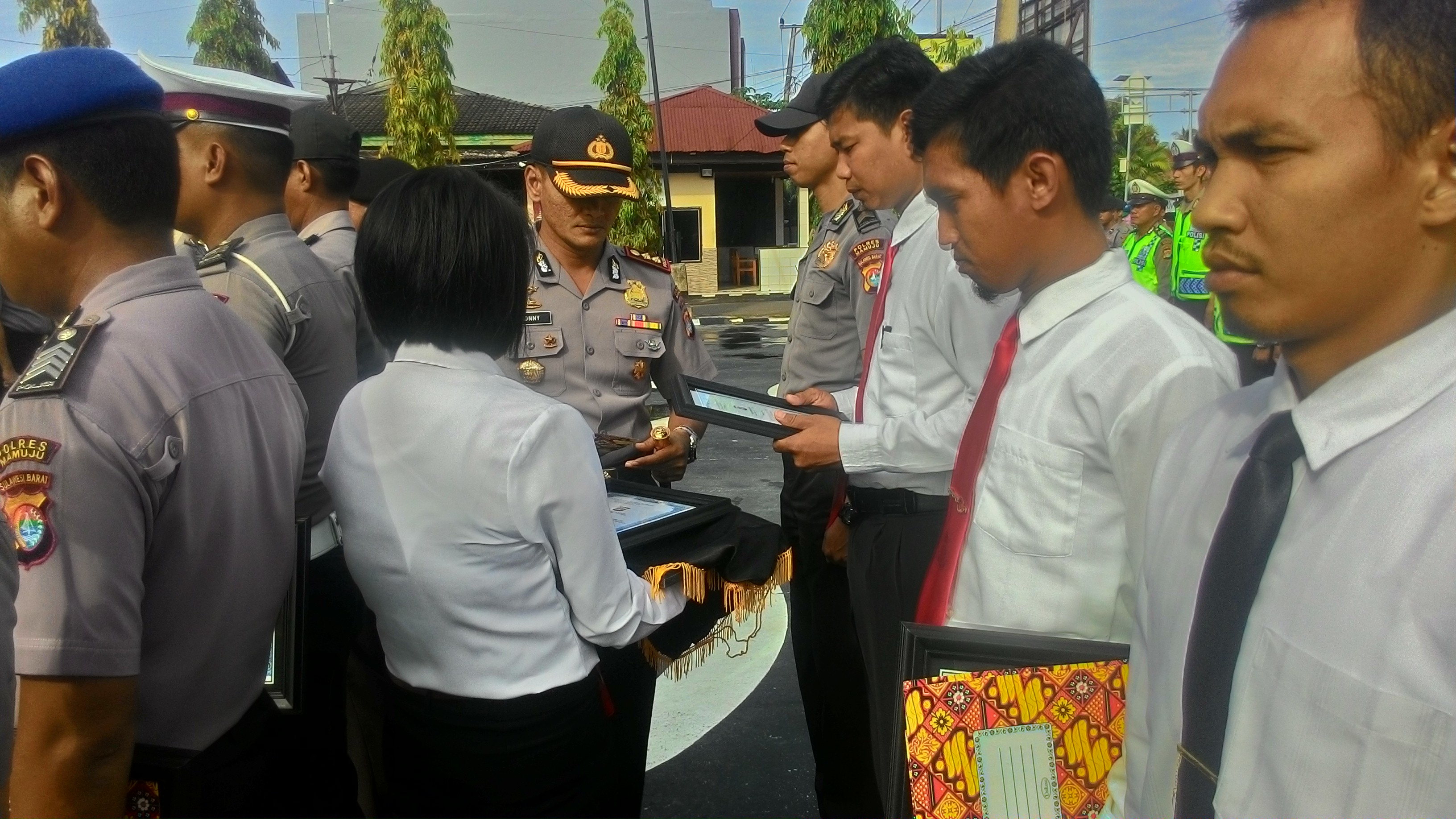 9 Anggota Polres Mamuju Dapat Reward