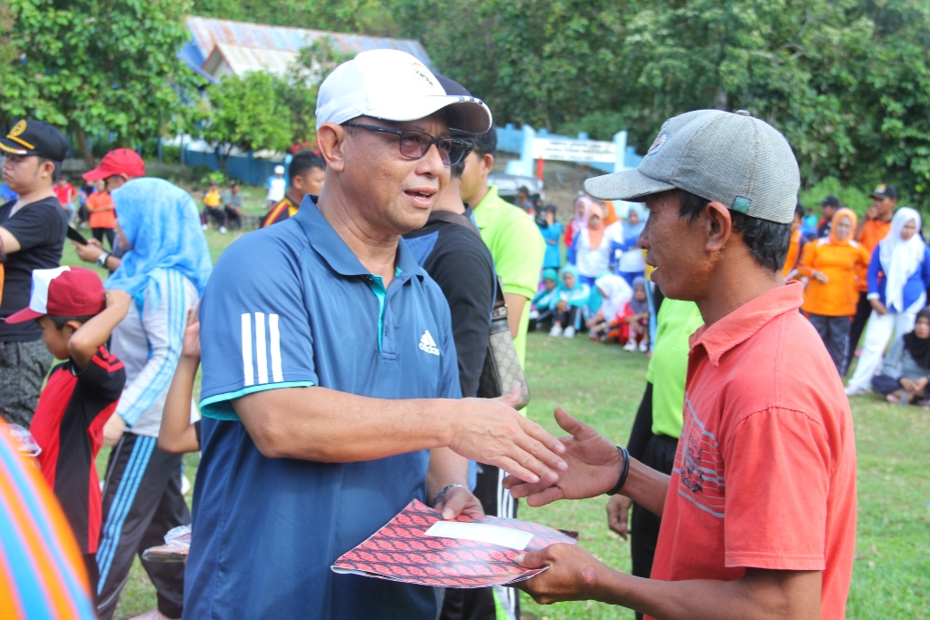 KUNJUNGAN BUPATI, BERKAH BAGI NELAYAN TAPALANG BARAT