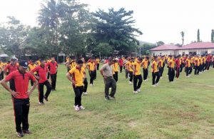 JELANG PILKADA, TNI-POLRI POLMAN OLAH RAGA BERSAMA