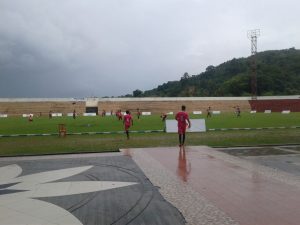 2-1, Kalukku Mengalahkan Bala Balakang