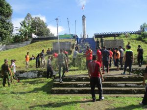 IMG-20170331-WA0011 Korem & Pemkab Bersihkan TMP