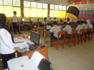 SMK Negeri 1 Polewali (4) Ombudsman Blusukan ke Sekolah Terkait UNBK