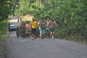 IMG-20170411-WA0014 Prajurit Korem Lari Susuri Pantai dan Bukit
