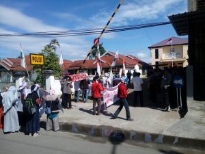IMG-20170526-WA0036 KAMMI Sulbar Gelar Aksi Solidaritas