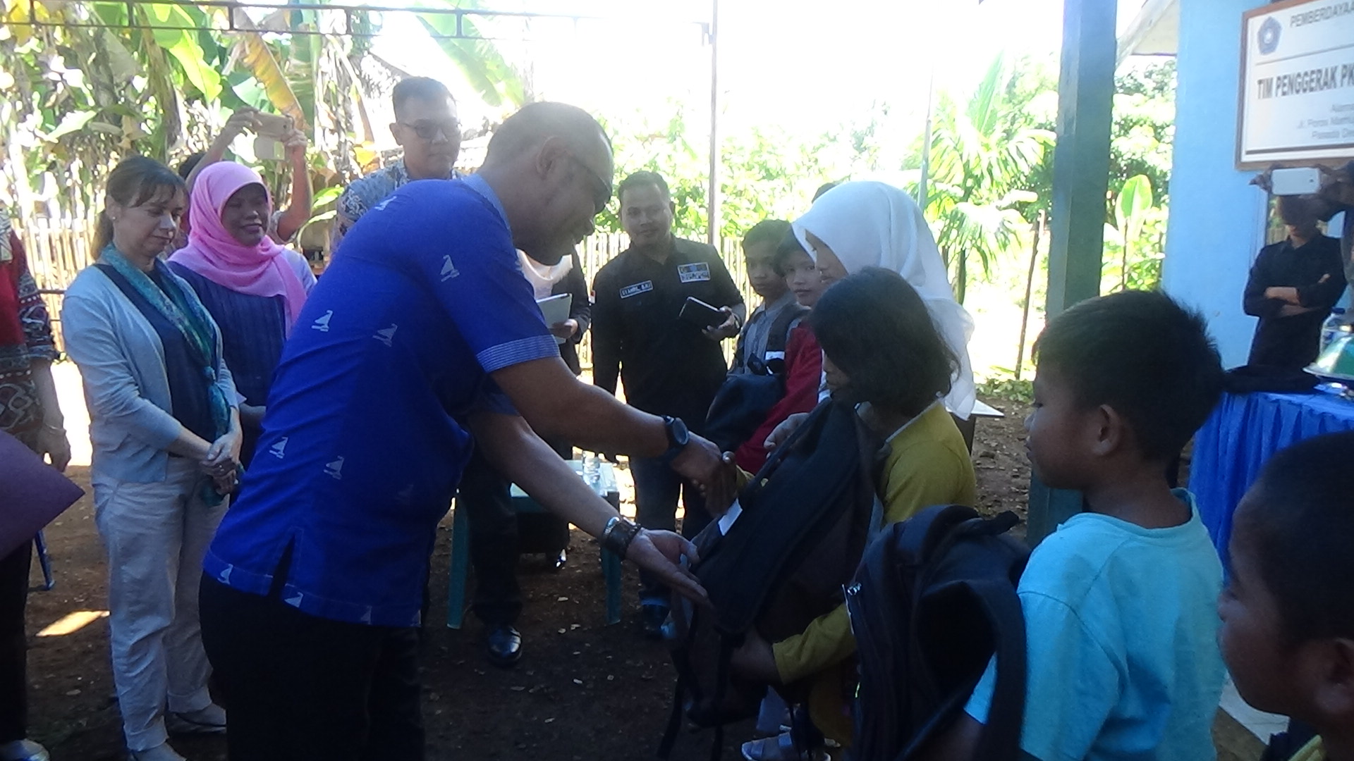 Tiga Desa Pilot Project , Tuntas Wajib Belajar 9 Tahun