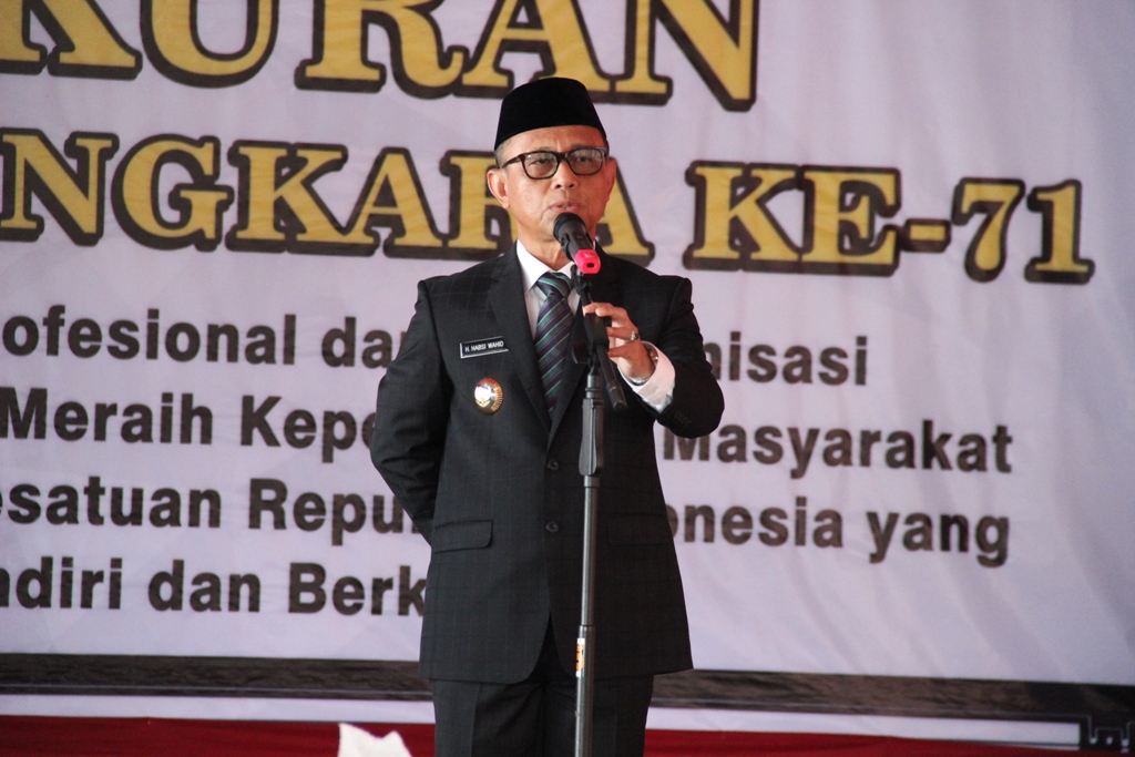 IMG_4247 Bupati Puji Kepolisian di HUT Bhayangkara ke 71