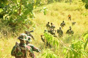 IMG-20170824-WA0025 Prajurit Makorem 142 Tatag Latihan Lintas Medan