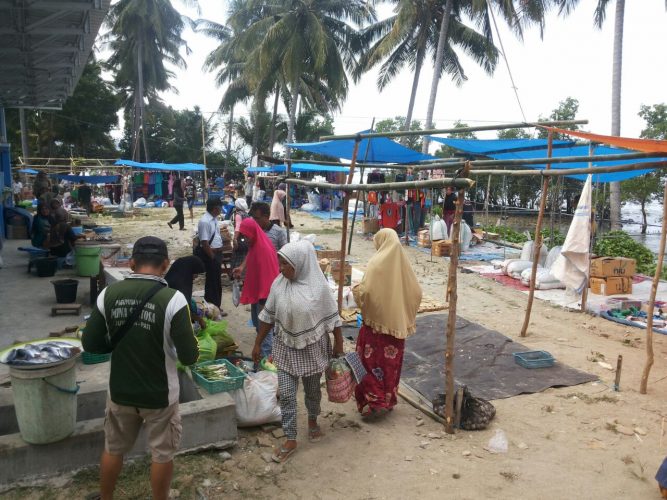 Pasar Para’baya Kembali Beroperasi