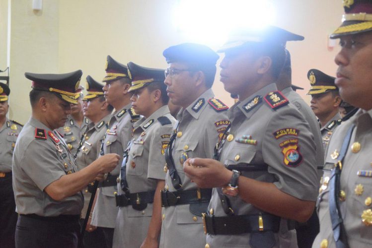 Kapolda Sulbar Pimpin Sertijab Tiga Pejabat Utama dan Empat Kapolres