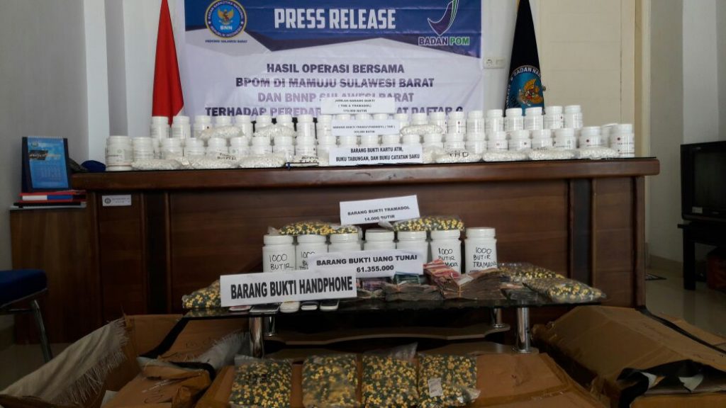 179.000 Butir Obat Ilegal Berhasil Disita Oleh Pihak BNNP Sulbar dan BPOM Mamuju