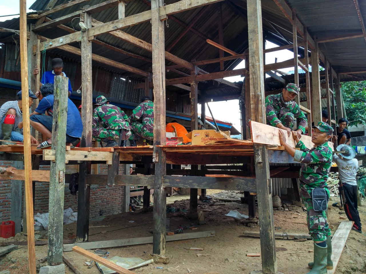 Meningkatkan Roda Perekonomian Di Enrekang Kodim Gelar TMMD