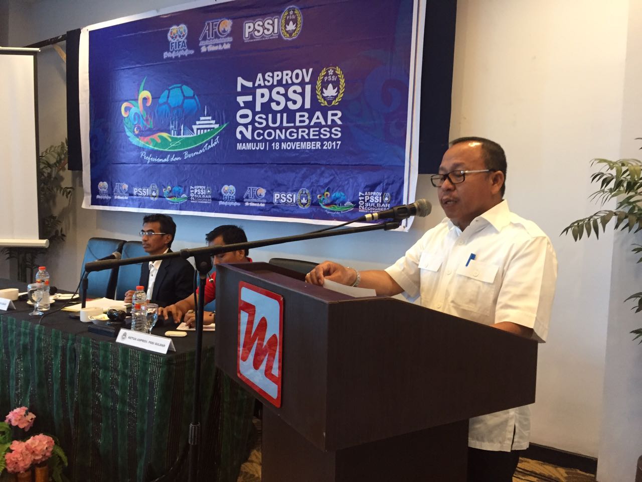 IMG-20171118-WA0086 Komitmen Agus Ambo Djiwa Pimpin PSSI Sulbar