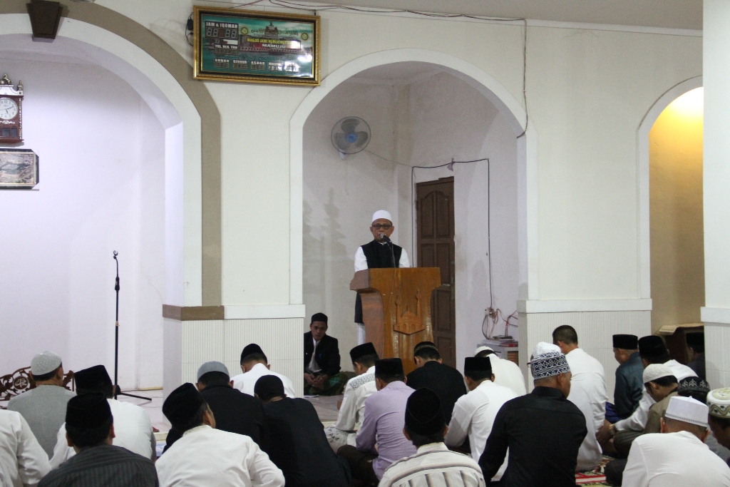 Bupati Mamuju Berpesan Jamaah Ajak Kerabat Makmurkan Masjid