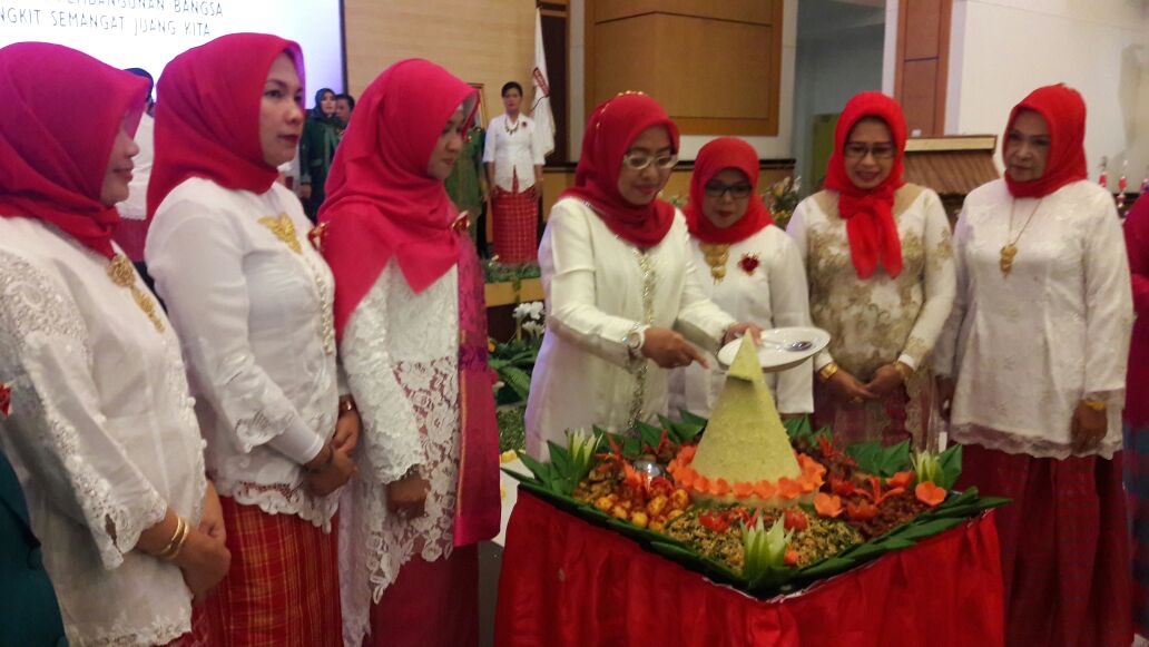 Enny : Ibu Merupakan Pahlawan Kita Semua