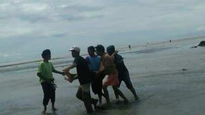 4 Remaja Terseret Arus Pantai di Karossa, 1 Hilang