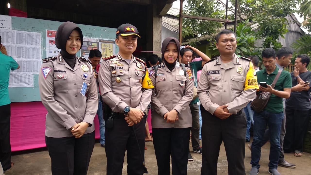 Kapolres Polman Turun Langsung Pantau Situasi Pencoblosan