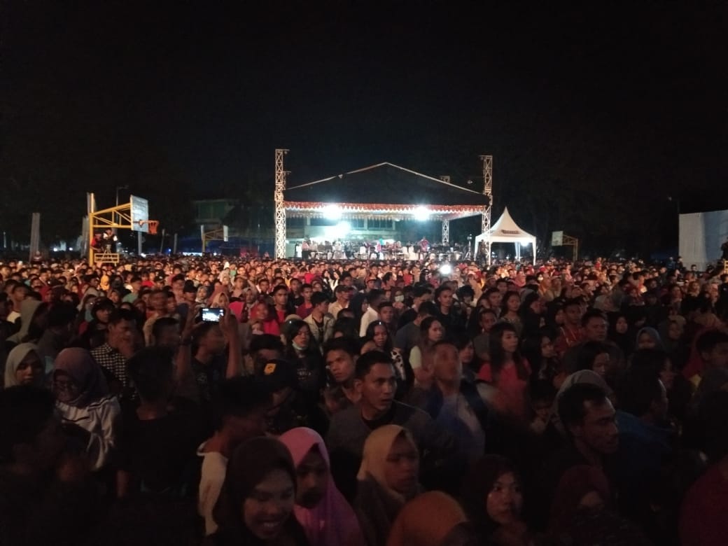 Thailand Tampilkan Pu Tai Dance Cerita Manusia Setengah Burung