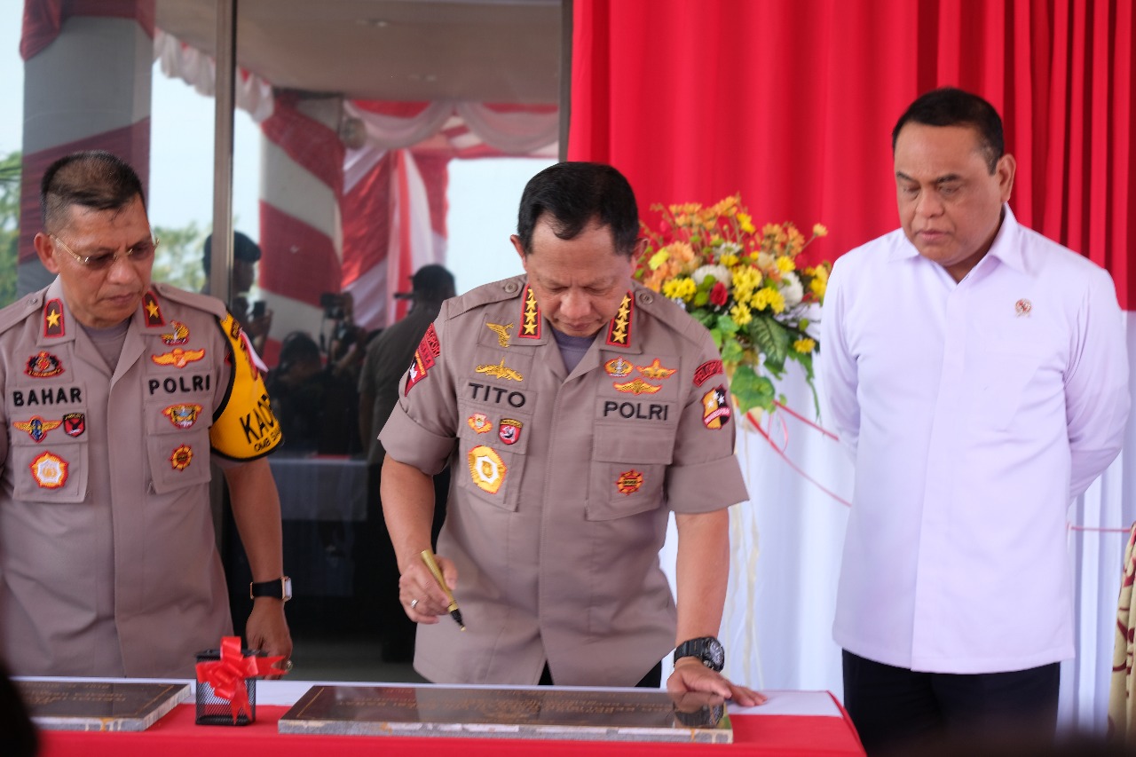 Kapolri Resmikan Gedung Baru Mapolda Sulbar