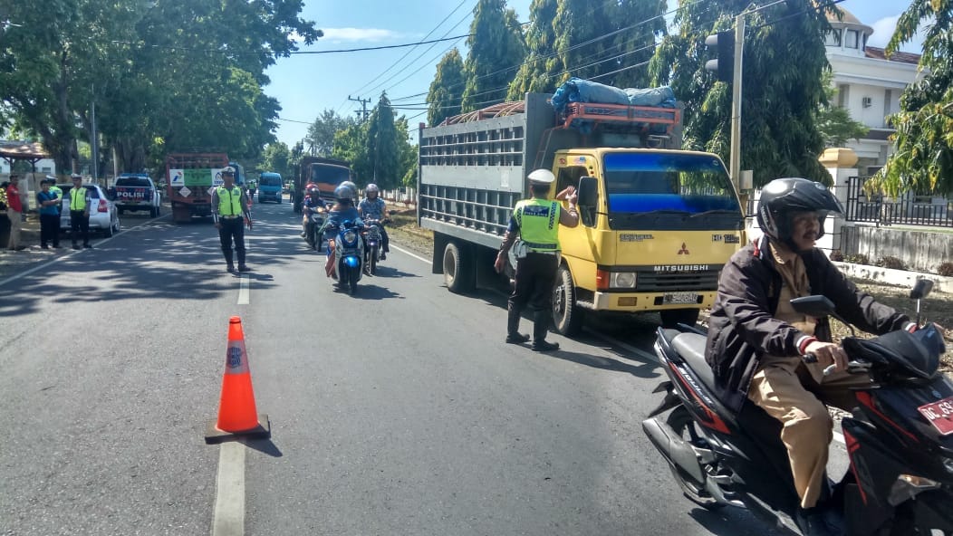 Satlantas Polres Polman Gelar Razia Stationer