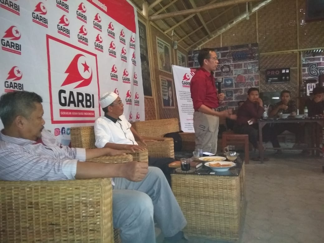 Ratusan Aktivis, Mahasiswa dan Praktisi Politik di Majene Gabung GARBI