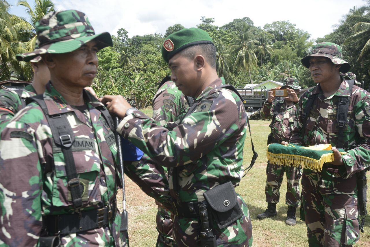 Latihan Posko II Yonif 721/Makkasau Ditutup