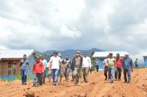 Danrem142 Tatag dan Bupati Mateng Tinjau Transmigrasi