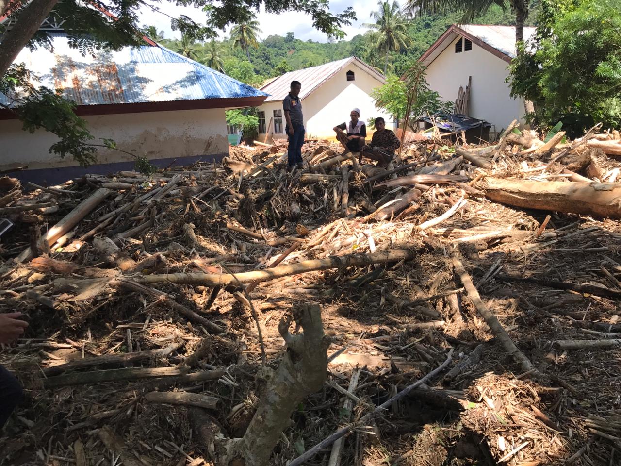 Dampak Banjir Mamuju, 18 Rumah Hancur dan 51 Rusak Berat