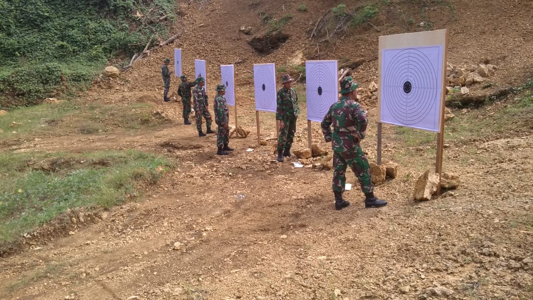 Kodim 1418 Mamuju Gelar Latihan Menembak