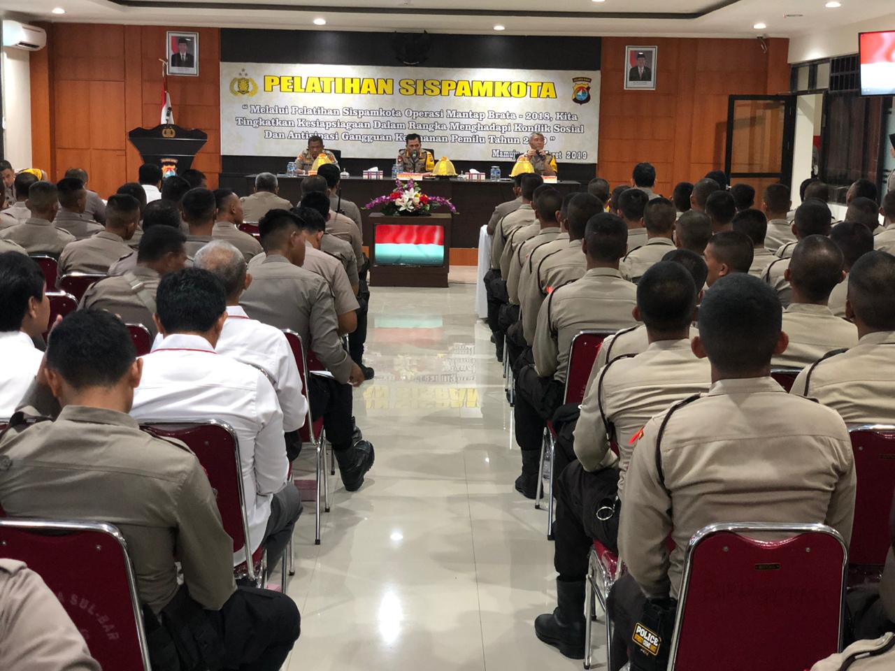 Antisipasi Gangguan Keamanan Pemilu 2019, Polda Sulbar Gelar Pelatihan Sispamkota.