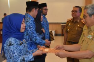 274 CPNS Resmi Terima SK Pengangkatan Pegawai