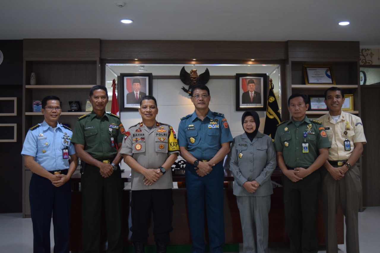 Kapuslitbang Strahan Kemhan Kunjungan Ke Polda Sulbar
