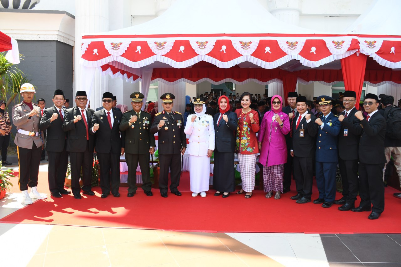 IMG-20190817-WA0070 Danrem 142 Tatag Hadiri Peringatan HUT RI Ke 74