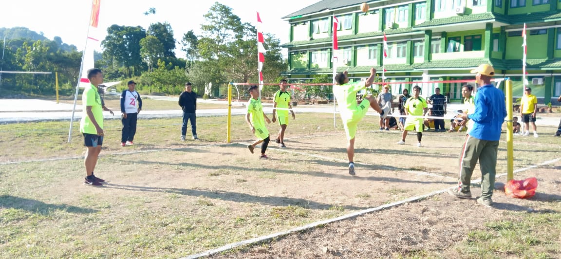 Pesepak Takraw Di Korem 142/TTG Makin Seru