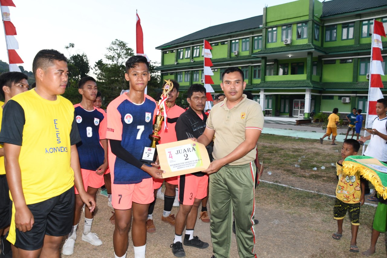 Pertandingan Takraw Komsos Kreatif Korem 142 Tataq Berakhir