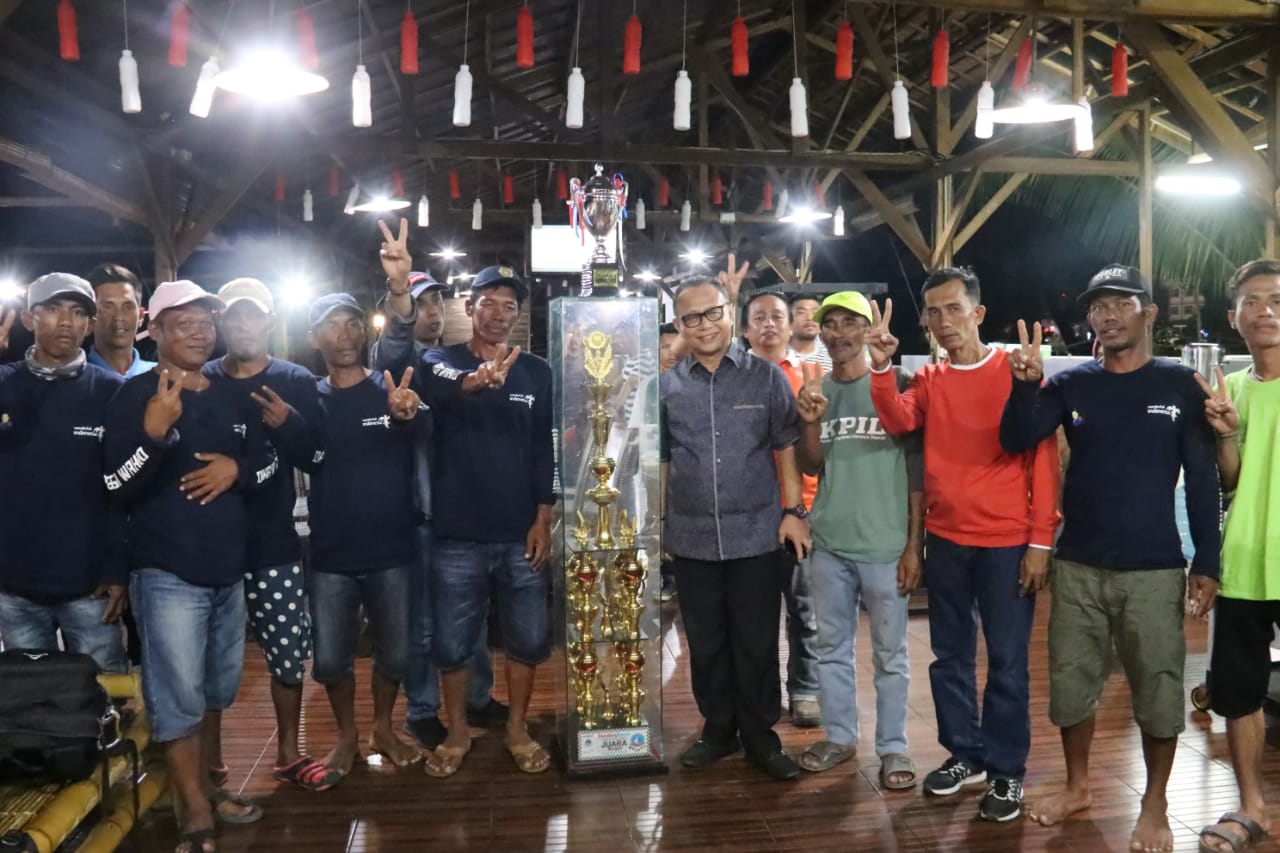 Pesandeq Awak Cahaya Mandar Terima Kasih Pada Bupati Mamuju