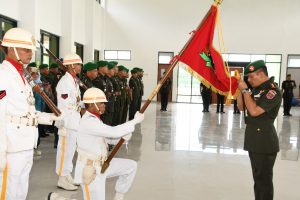 Danrem 142 / Mamuju Pinpin Sertijab 5 Dandim Korem 142 Tatag