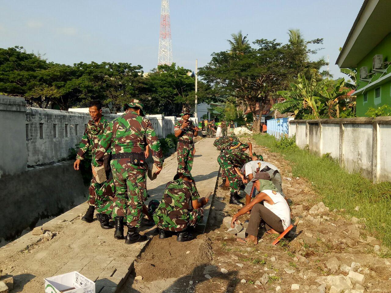 Komandan Kodim 1401/Majene Pimpin Karya Bhakti
