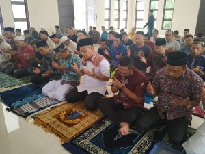 IMG-20200110-WA0060 Bupati Mamuju Terbitkan Edaran Shalat Fardhu Berjamaah