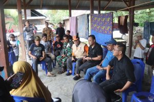 IMG-20200112-WA0067 Wakil Bupati Mamuju Pantau Lokasi Bencana di Tapalang