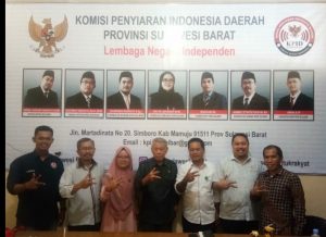 IMG-20200128-WA0001 Bahas Penerapan Regulasi, Anggota DPD RI Kunjungi KPID Sulbar