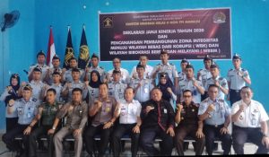 Deklarasi Janji Kinerja Imigrasi Mamuju (2) Deklarasi Janji Kinerja Kantor Imigrasi Mamuju, Ombudsman: Integritas itu adalah Bekerja Lebih Baik