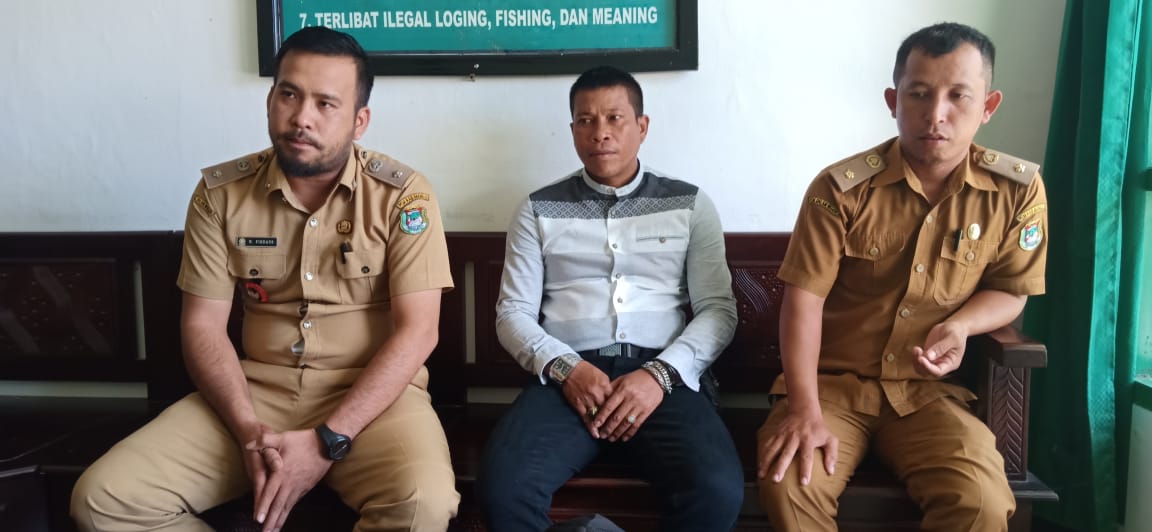 IMG-20200407-WA0021 Jawab Keresahan Warga Soal Adanya Penerimaan TNI, Lurah Simboro Konfirmasi Ke Korem 142/Tatag