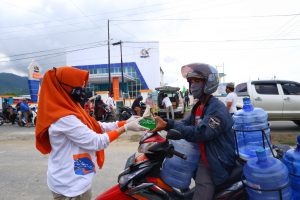 Peduli , BKIPM Mamuju Berbagi "Nasi Ikan"