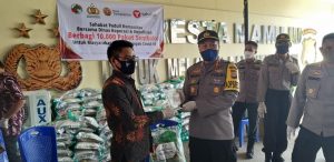 500 Paket Sembako di Salurkan Kepada Yang Berhak Di Mamuju 500 Paket Sembako di Salurkan Kepada Yang Berhak Di Mamuju