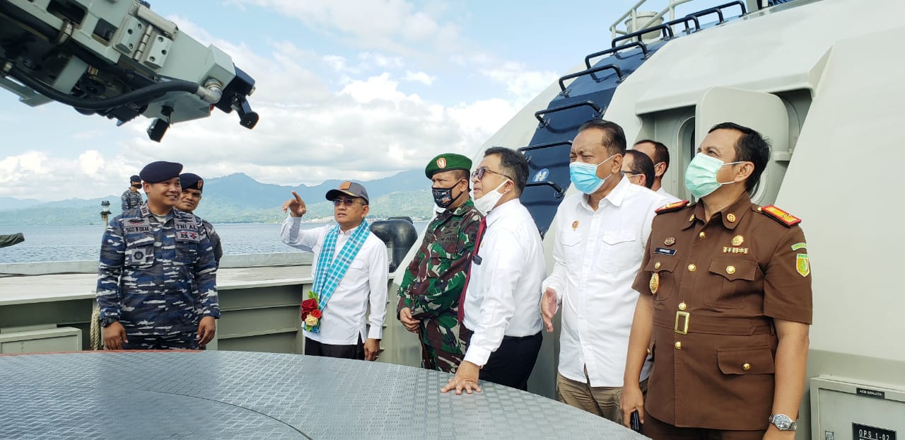 Gubernur Sulbar Kukuhkan KAL Mamuju DI Dermaga Lanal Mamuju