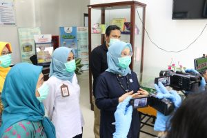 RSUD Regional Sulbar Segera Gunakan Alat RT-PCR Bantuan Dari BPOM Di Mamuju RSUD Regional Sulbar Segera Gunakan Alat RT-PCR Bantuan Dari BPOM Di Mamuju