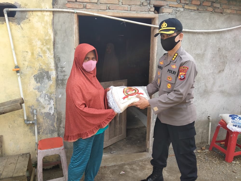 Kabid TIK Polda Sulbar Langsung Gelar Kegiatan Sosial